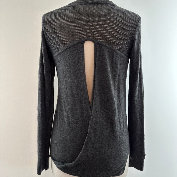 Lululemon Back To Balance Sweater Graphite Gray Size 4? Long Sleeves Soft - Picture 4 of 12